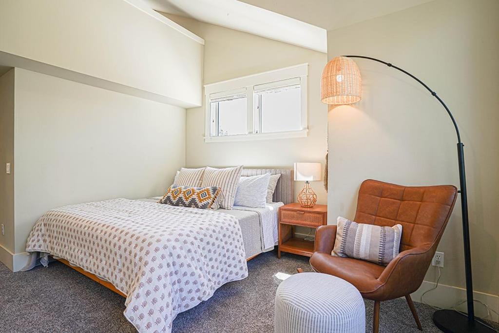 Exquisite Central Townhome With Spacious Loft And Gourmet Kitchen Seattle Eksteriør billede